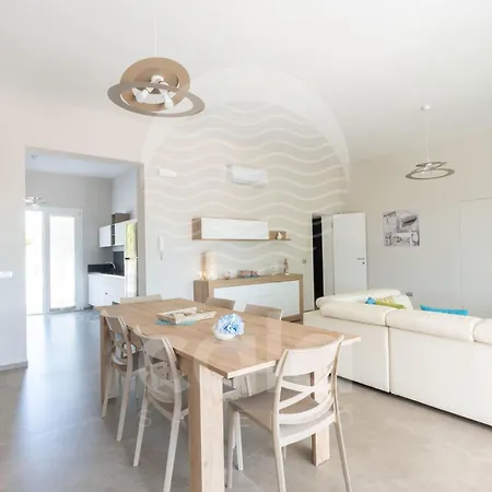 Relax - A 500m By Cala Salento بيت للعطل *