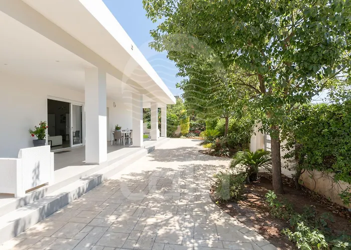 B&B Raggio Di Sole 4*